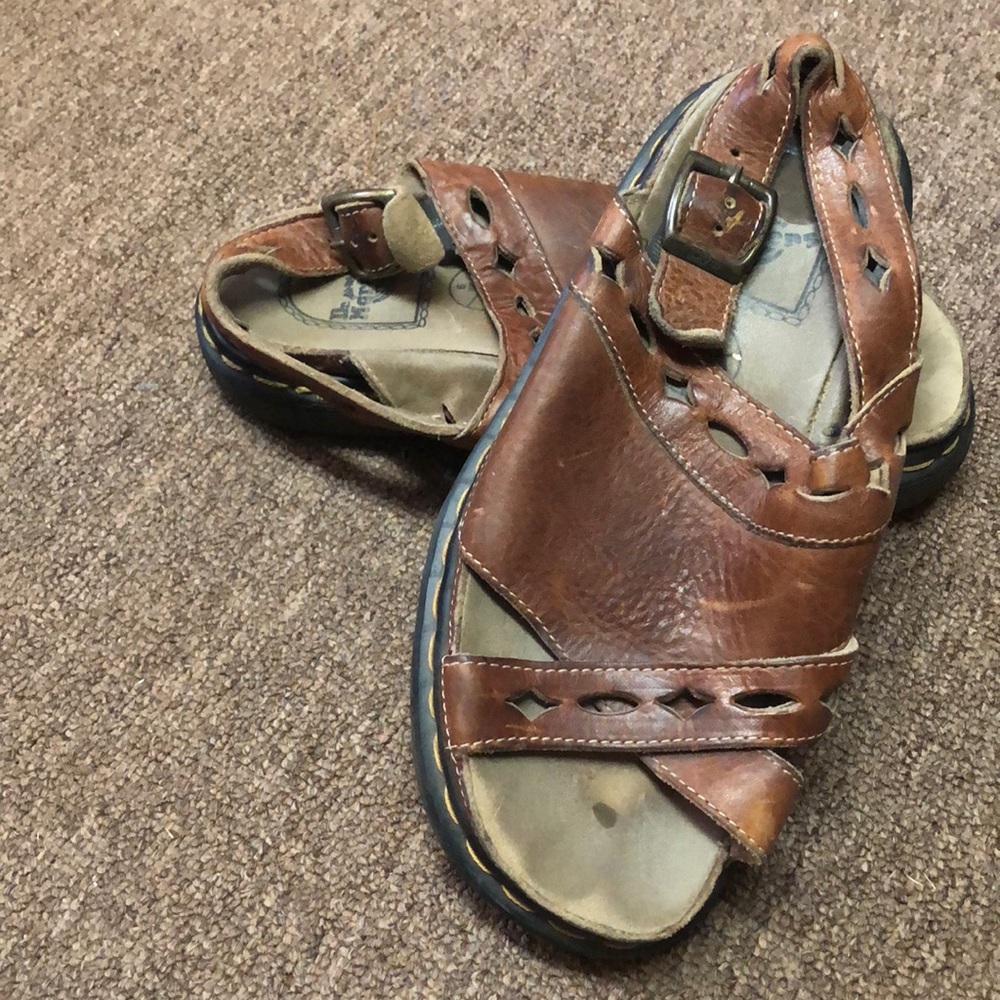 Dr.Martens sandals